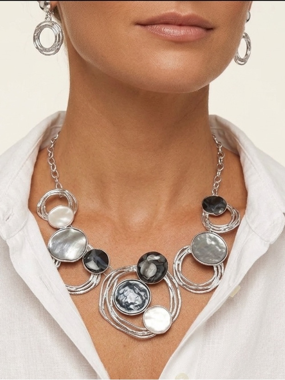 Silver Chunky Necklace Set womens jewelry earrings Black
Gray
